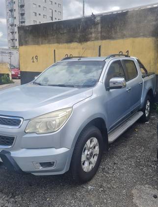 CHEVROLET S10 2.4 LTZ 4X2 CD 8V FLEX 4P MANUAL CHEVROLET S10 2.4 LTZ 4X2 CD 8V FLEX 4P MANUAL